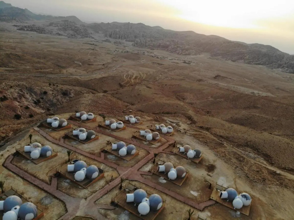 Petra Bubble Luxotel