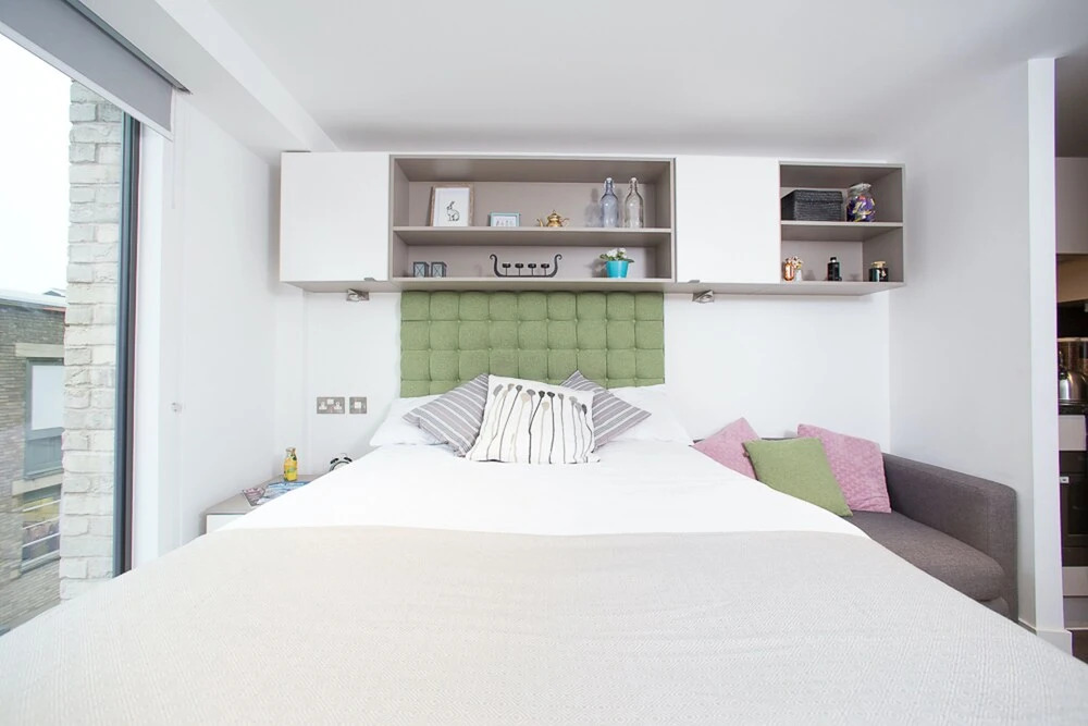 Modern Studios, LEICESTER - SK