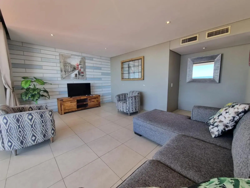 Accommodation Front - Immaculate 4 Sleeper with Ocean & Habour Views