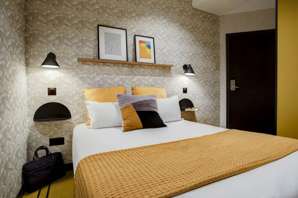 Republik Hotel
