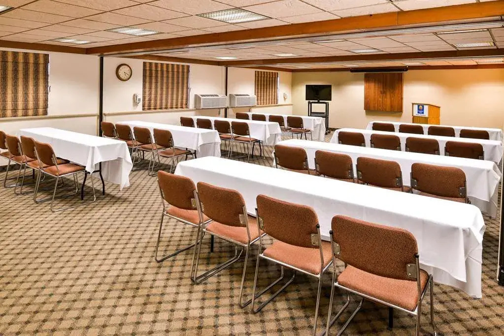 Garner Hotel Butte by IHG