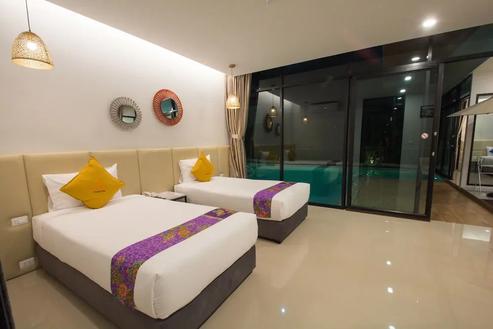 Good Night Pool Villa Phuket