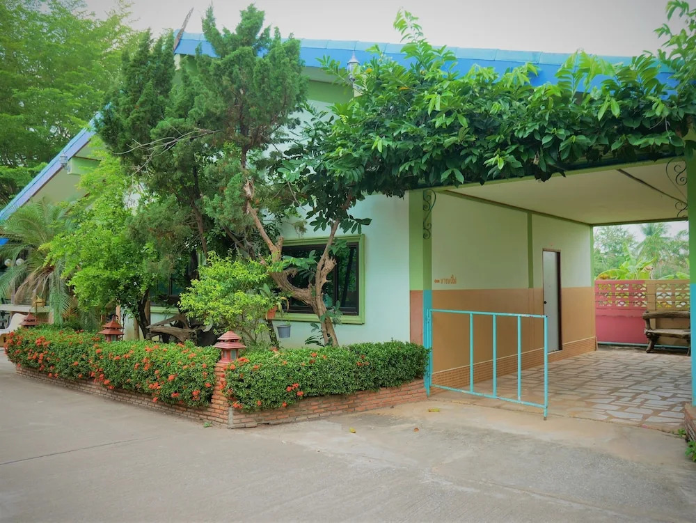 V.I.P Resort
