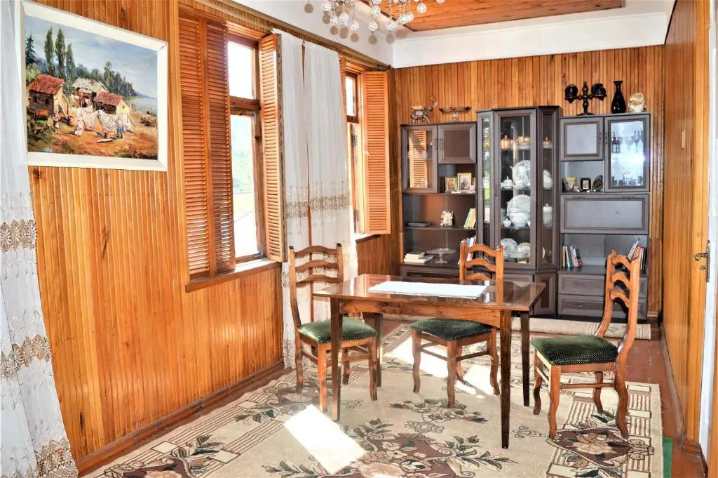 Guest House At Nino's