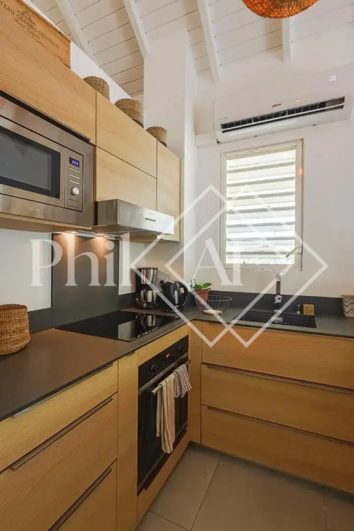 Beautiful 2 bed-rooms apartment at Orient Beach
