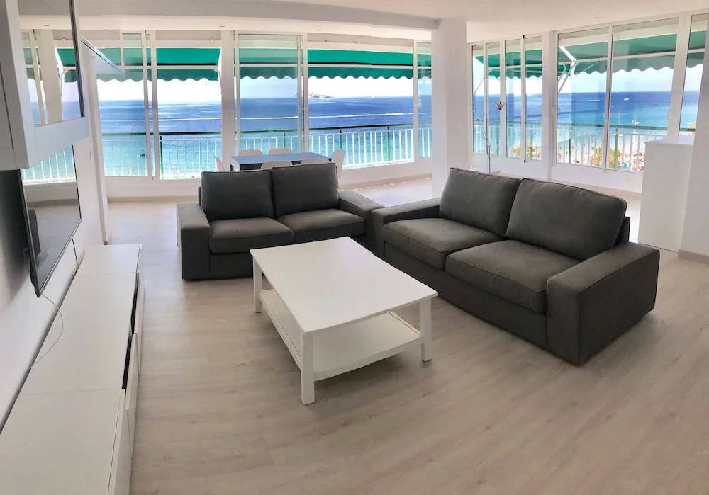 Levante Beach Apartments by Mara Boutique