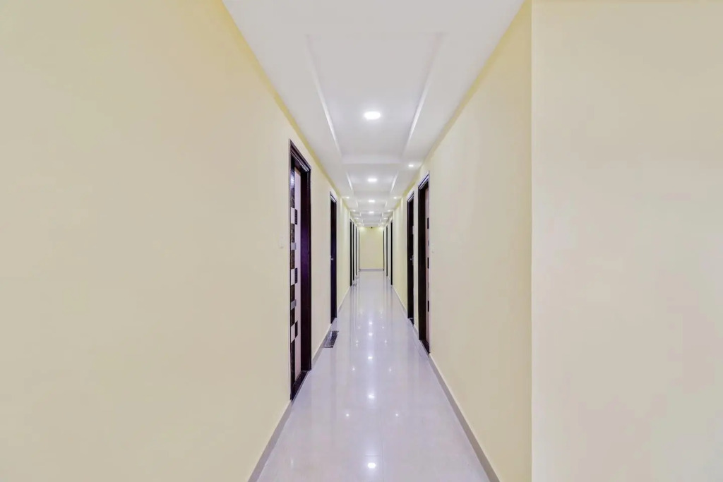 OYO 35680 Sri Sai Residency