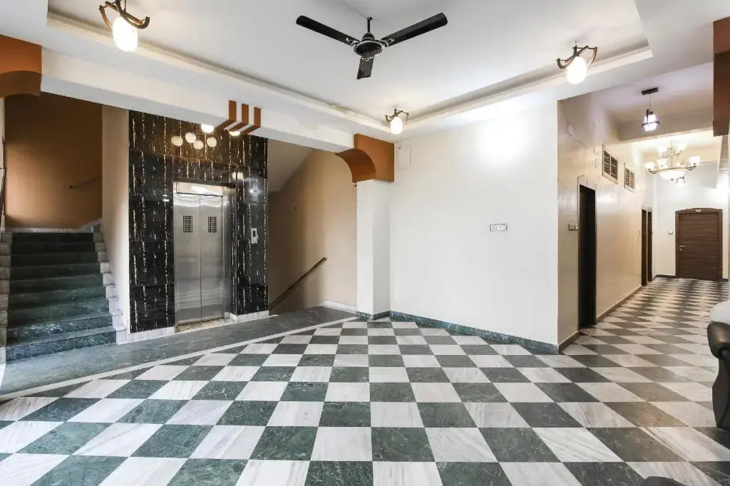 Hotel Siddhi Vinayak by OYO Rooms
