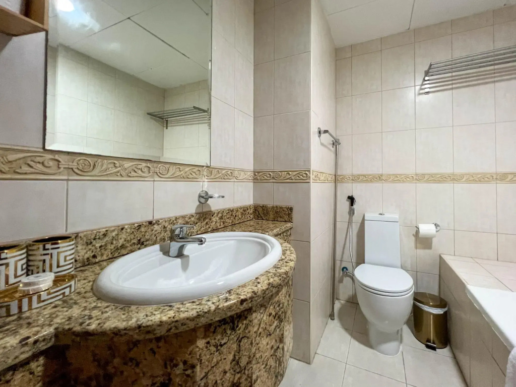 Dubai Marina - Princess Tower 6710