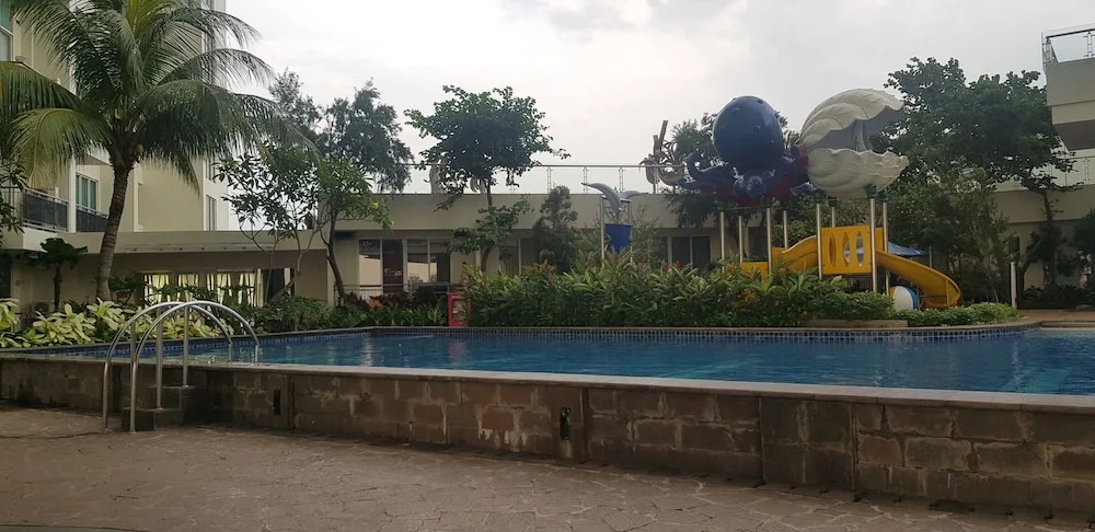 Apatel Ancol Mansion