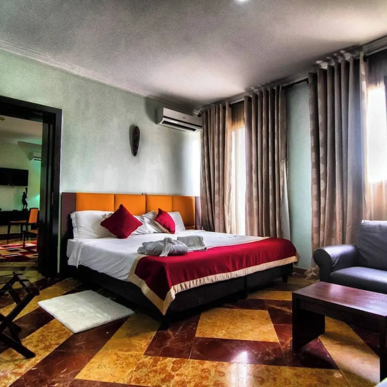 Grand Ibro Hotel