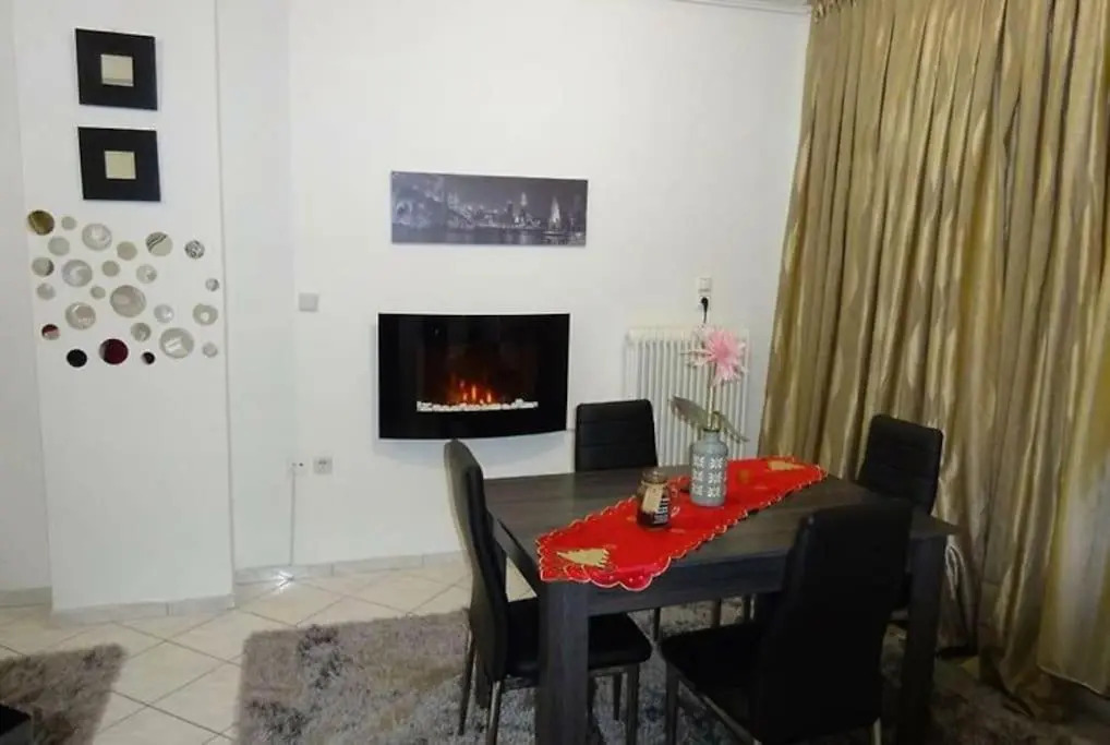 Black & White Apartment
