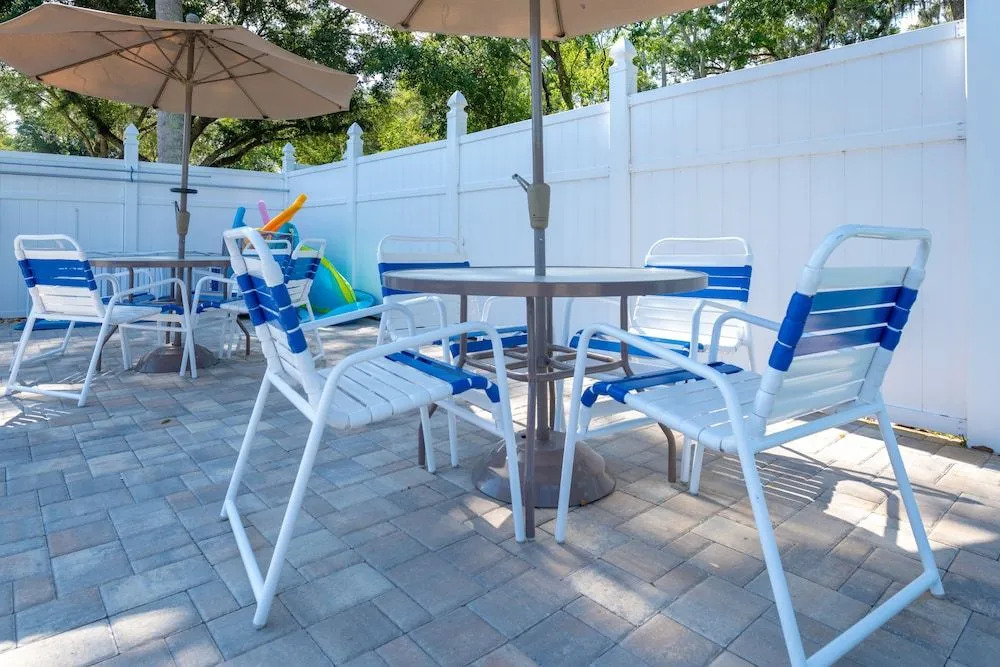 Water's Edge RV Resort