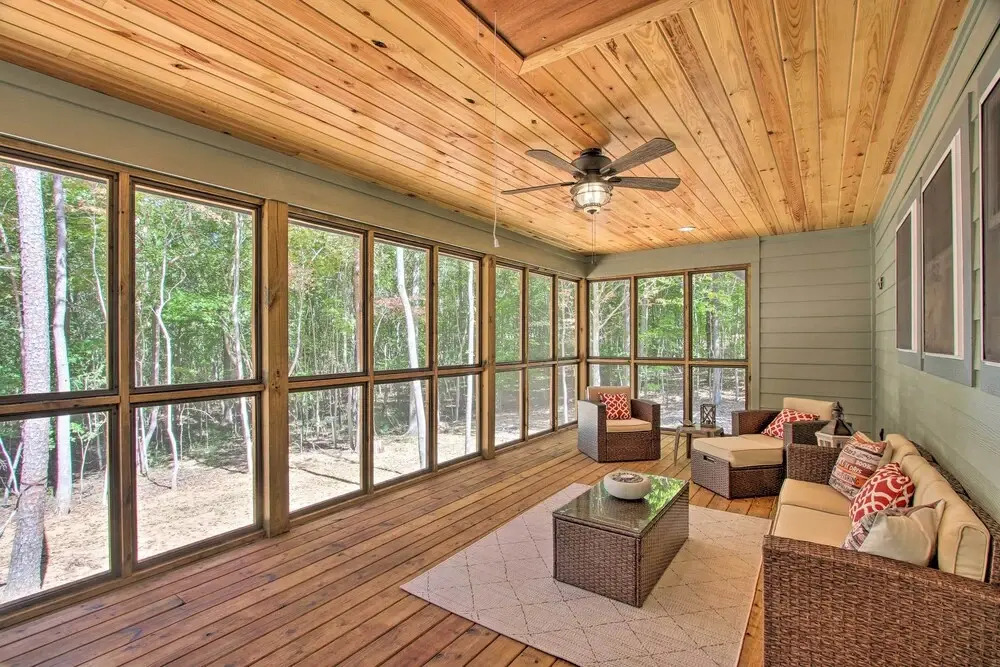 2 Mi to Golf Course + Fire Pit: Cozy Counce Cabin!