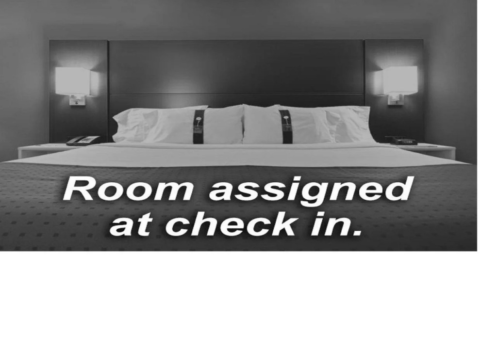Holiday Inn Express & Suites Chicago Deerfield Lincolnshire by IHG