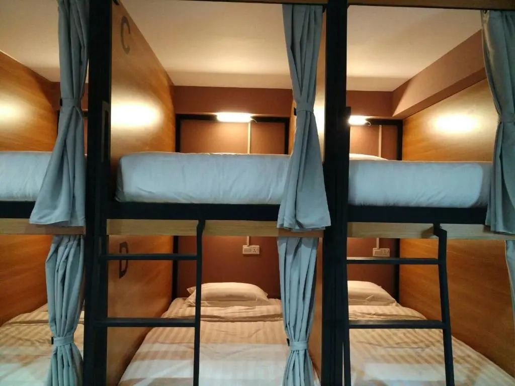 Shwe Hostel