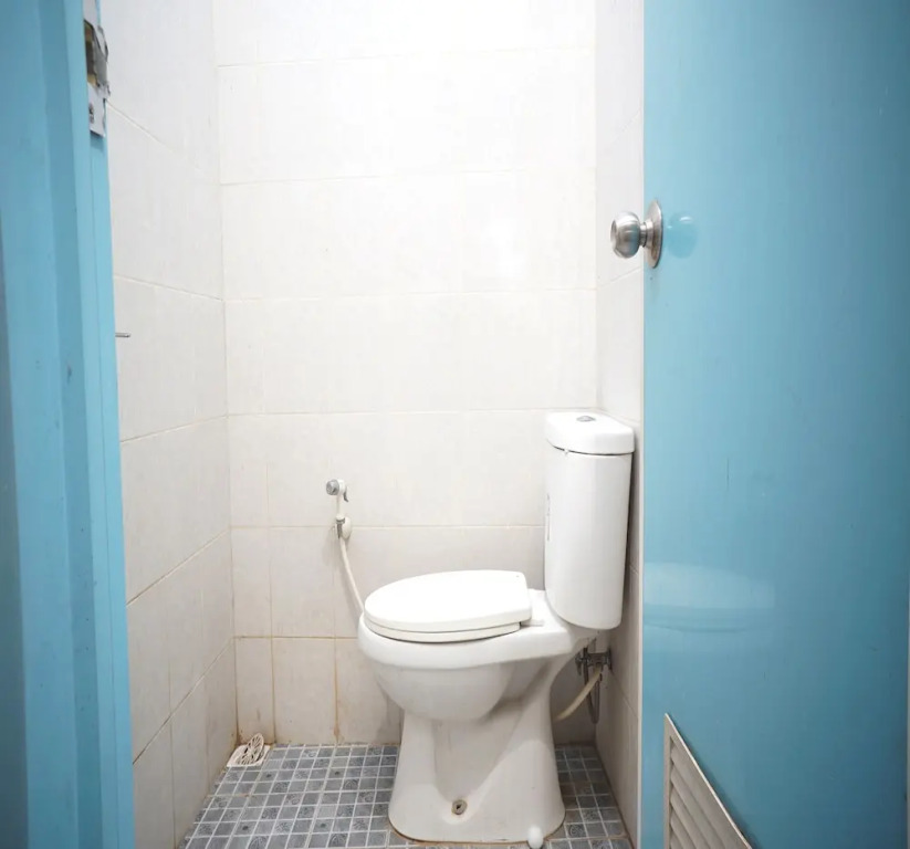 OYO Life 93382 Gajayana Kost Female Only Syariah