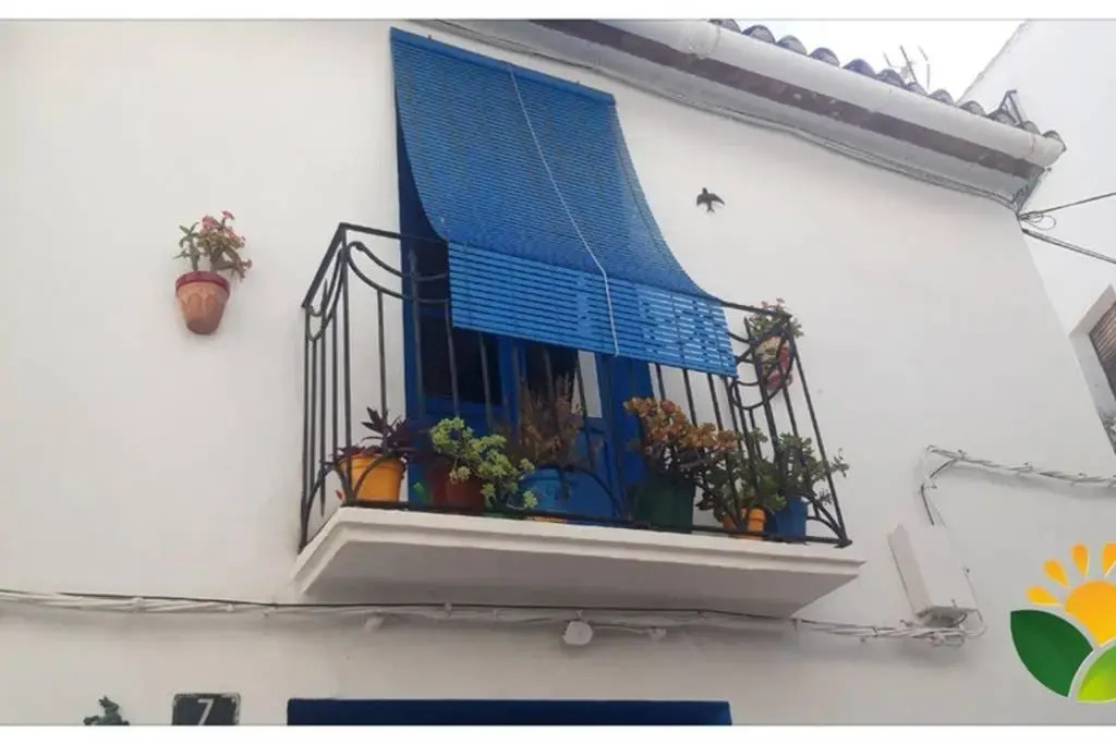 Casa la Rana Charming Townhouse near the beach