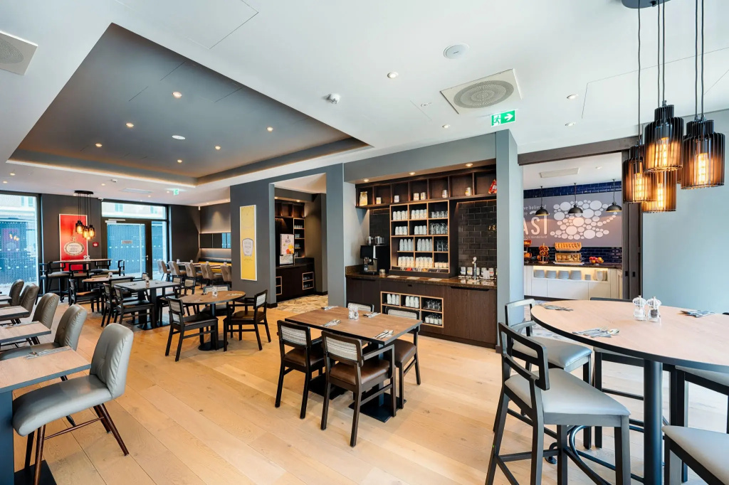 Premier Inn Darmstadt City Centre