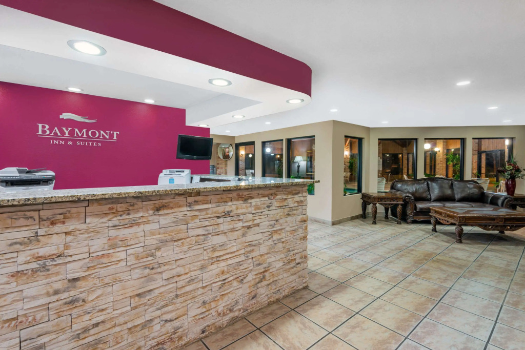 Baymont by Wyndham Enid