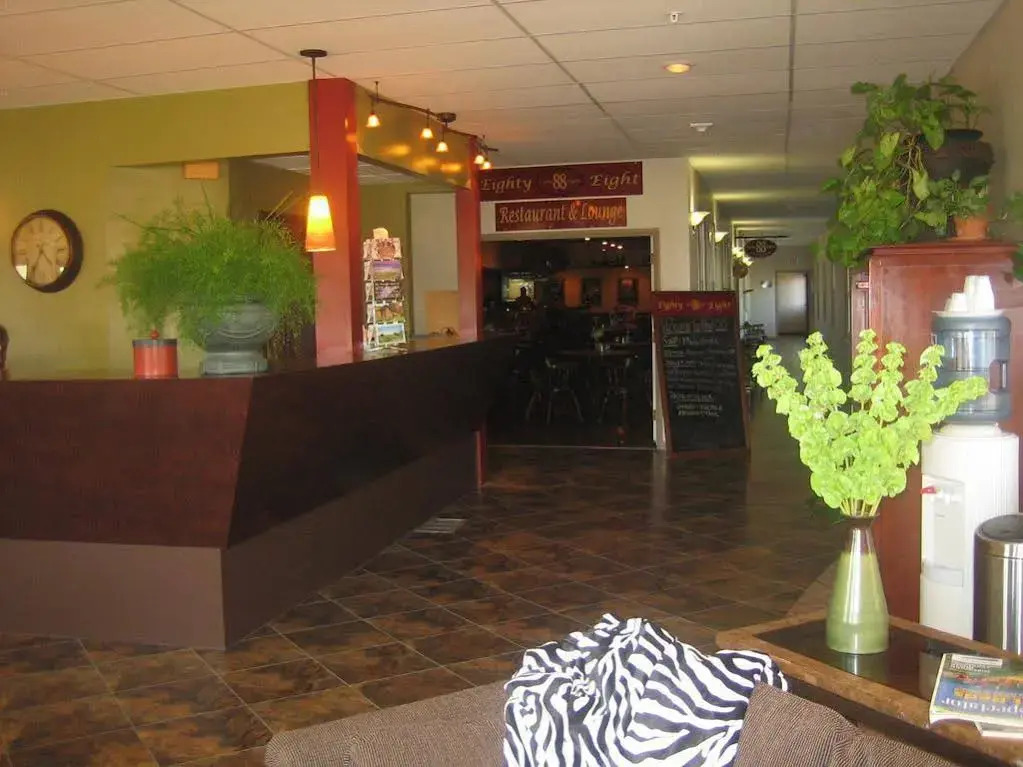 Bicentennial Inn