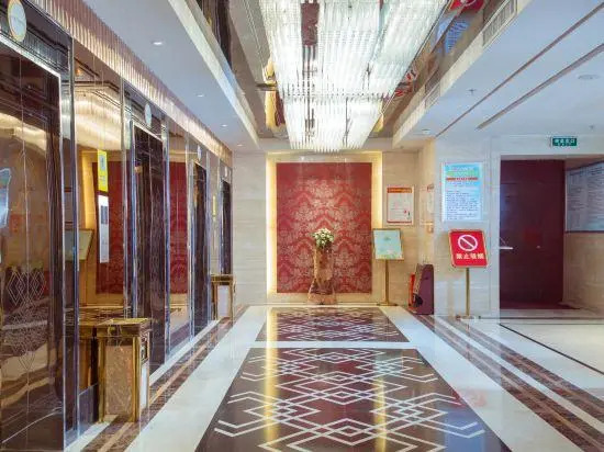 Min Jiang Hotel