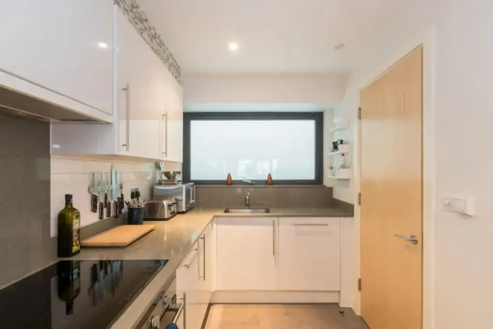 Beautiful Duplex Flat, sleeps 6, close to tube