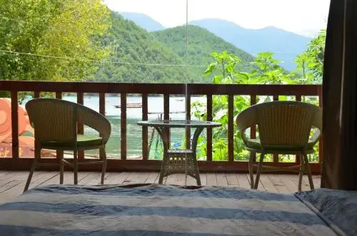 N 27 Guesthouse