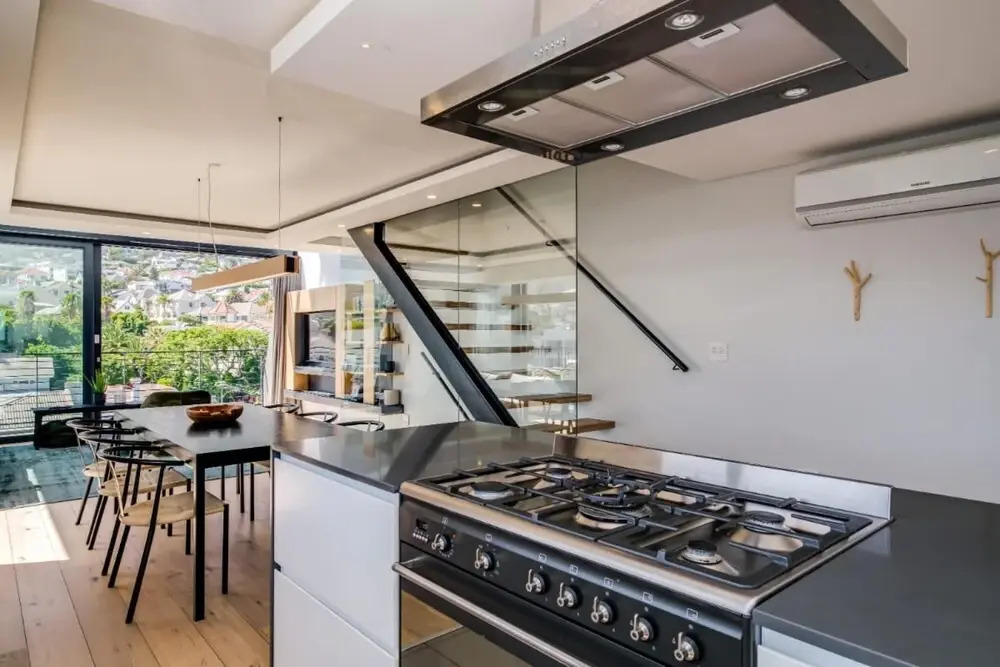 Modern Penthouse in Cape Town With Lovely Views Quendon Penthouse