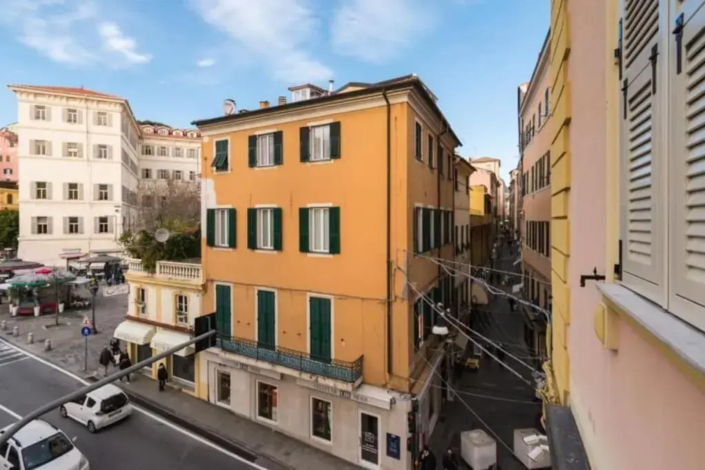 LP1-SANREMO La tua vacanza nel cuore della città.
