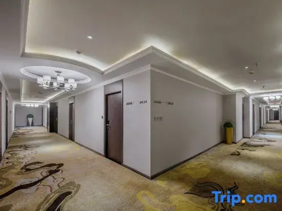 Shiji Bainian Hotel(Zhengjiayuanzi subway station store))