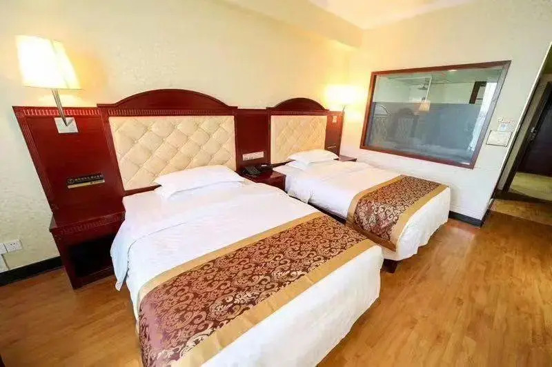 Bobai Baolilai Hotel