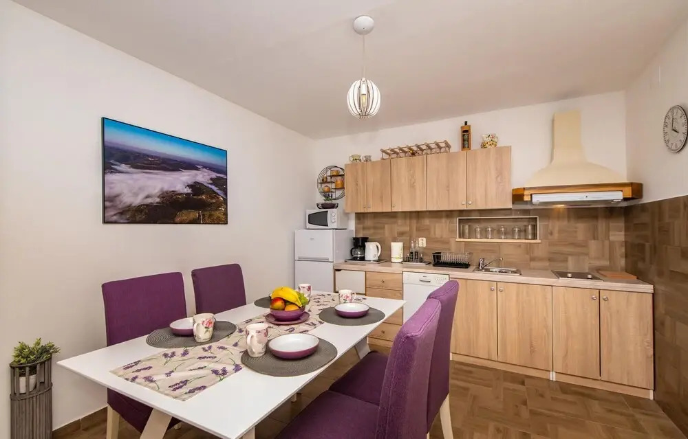 Nice Home in Stifanici With Wifi and 1 Bedrooms