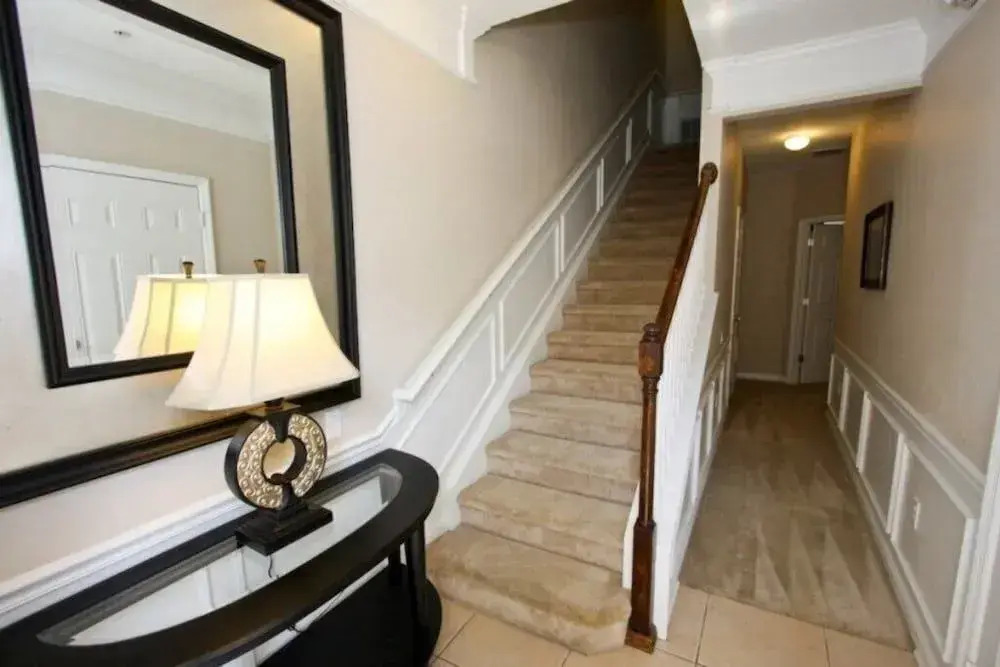 Ravis Retreat Townhouse at Vista Cay Resort