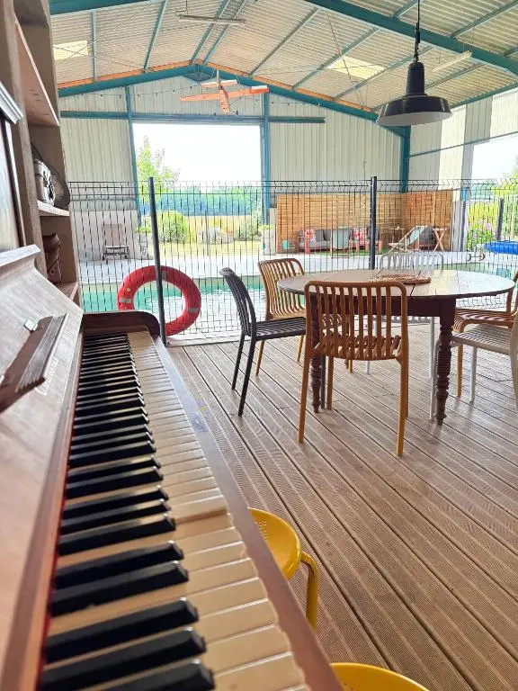 La Roulotte des Grillots