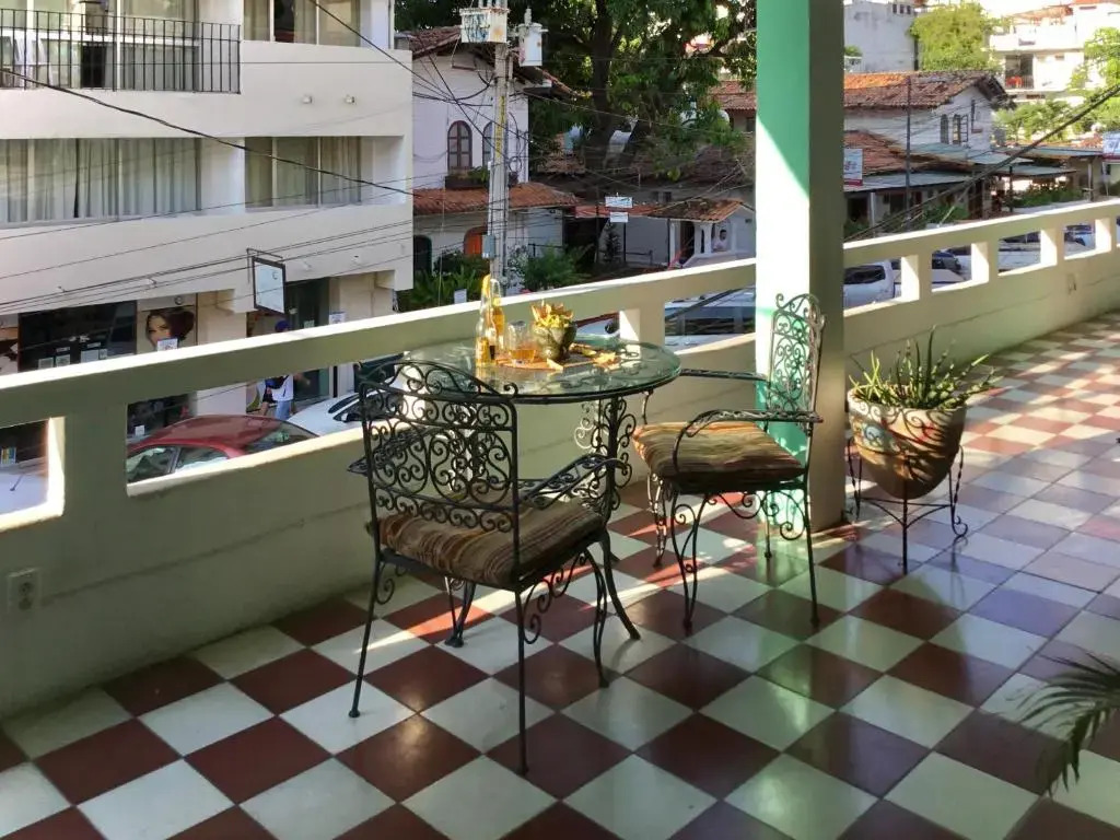 Loft Near Beach RG1