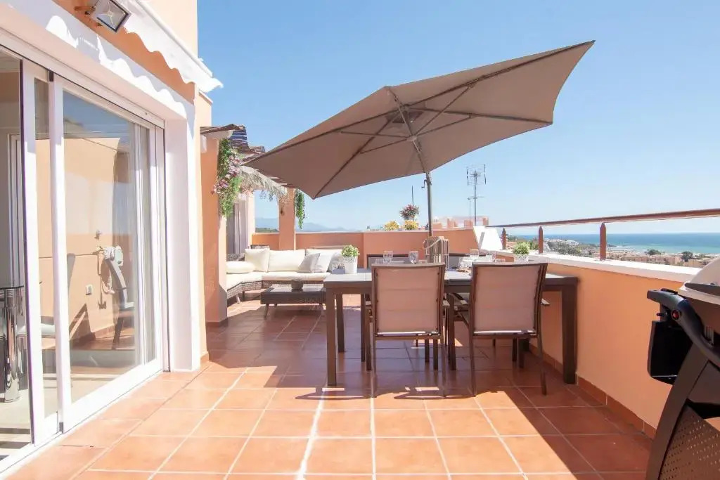 2242-amazing penthouse 2terraces sea view