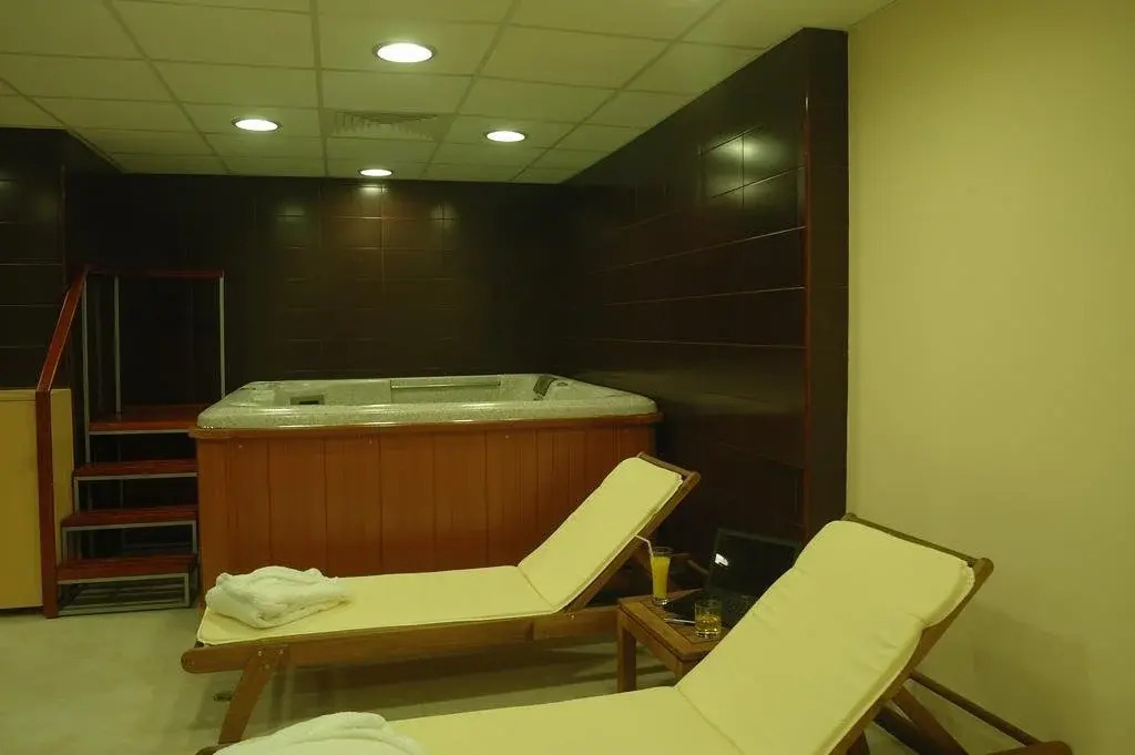 Neven Hotel
