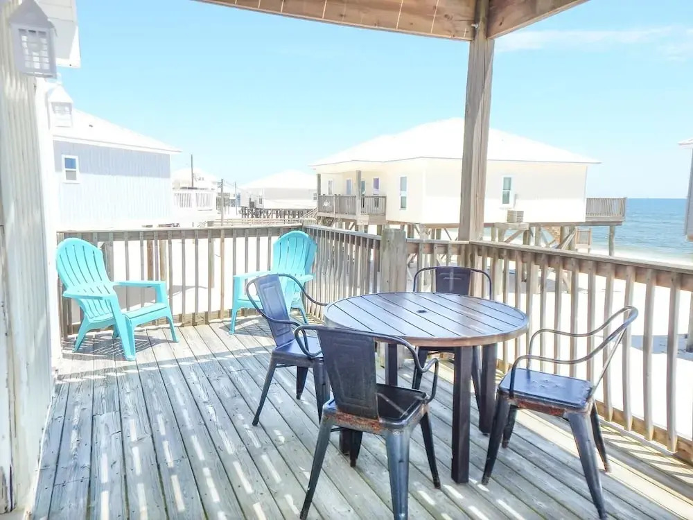 049 Beach Comber