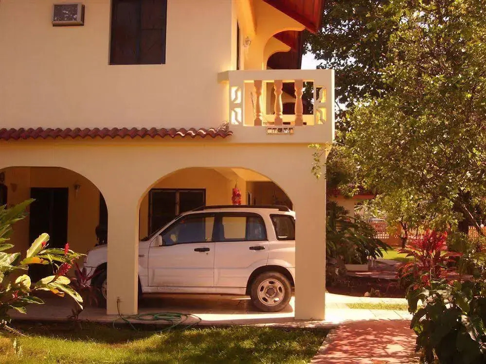 SUN AND SEA House