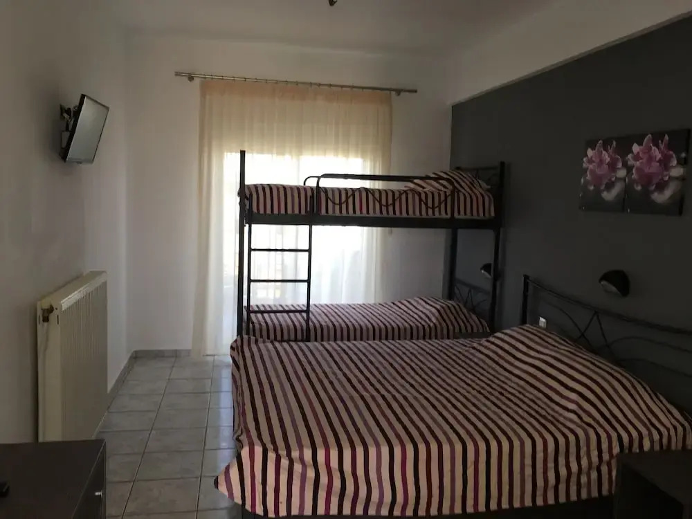 Vicky Rooms