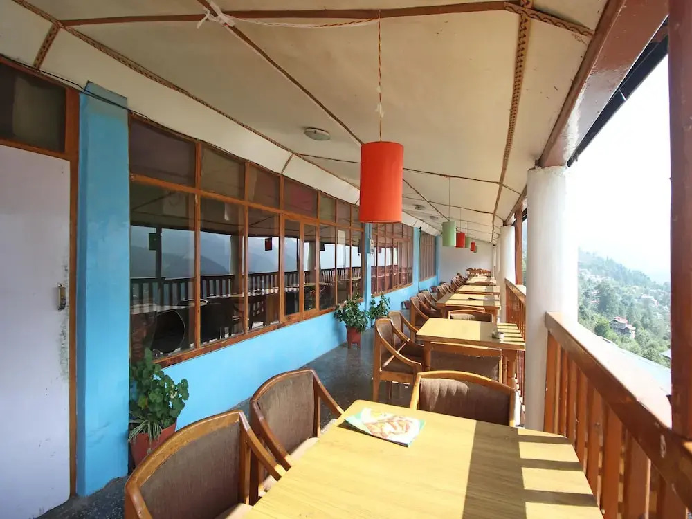 OYO 7625 Hotel Bhrigu
