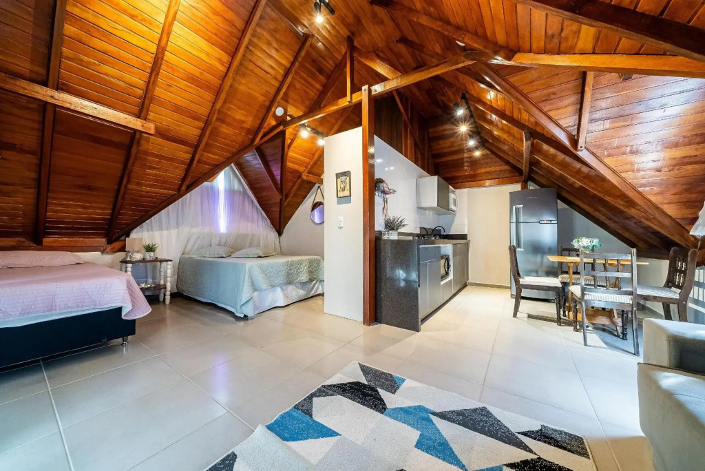 271 - Excelente loft em Mariscal