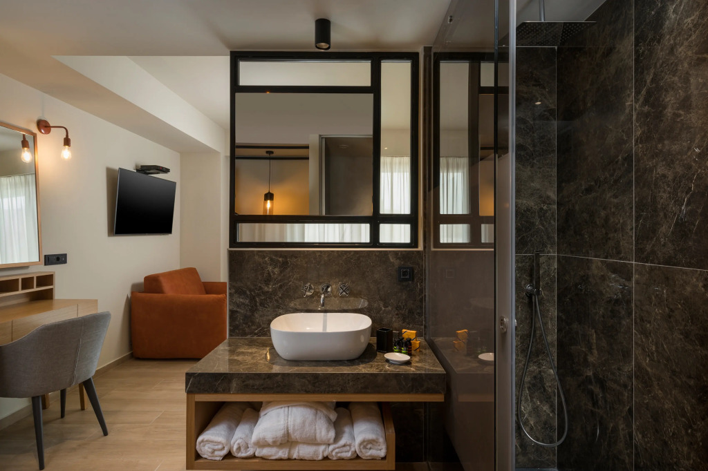 Hyperion City Hotel & Spa