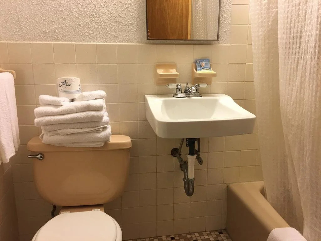 Surf 16 Motel