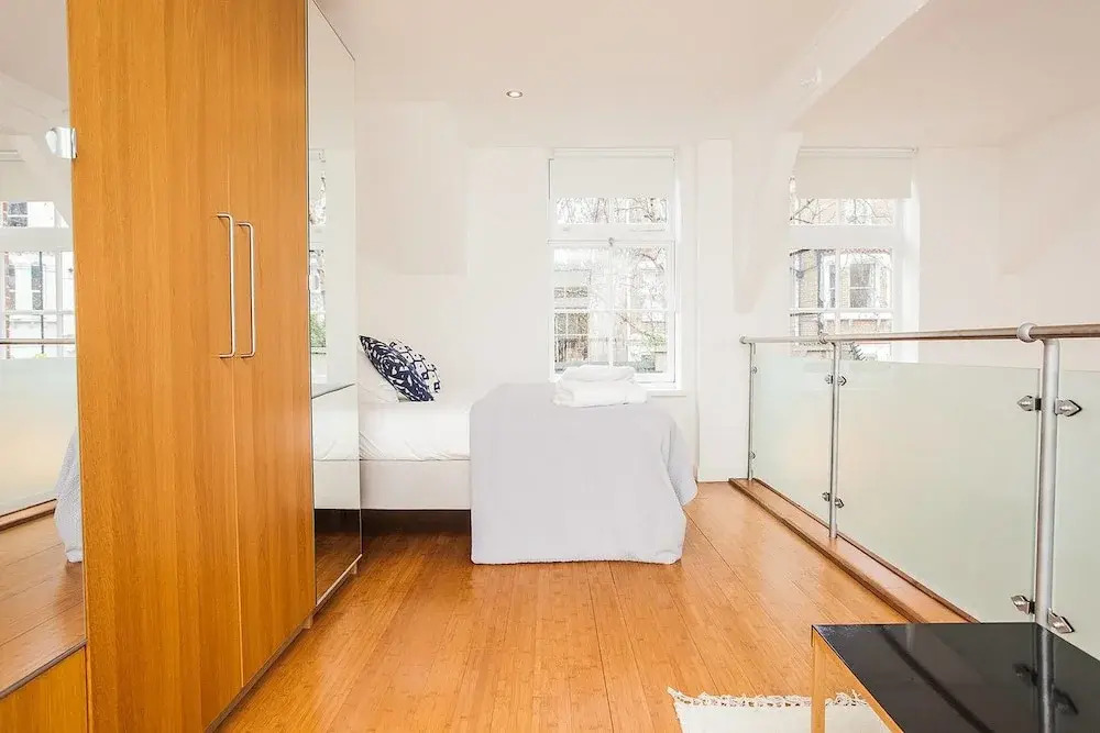 Spacious 2 Bedroom in Clapham