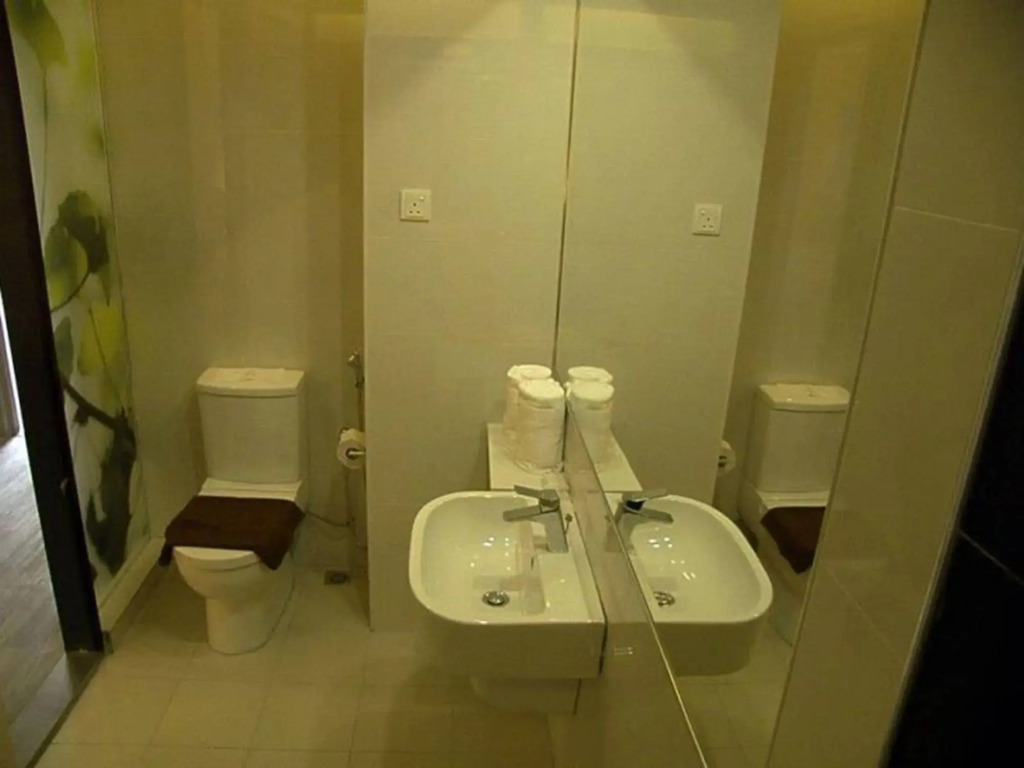 Yan Hotel
