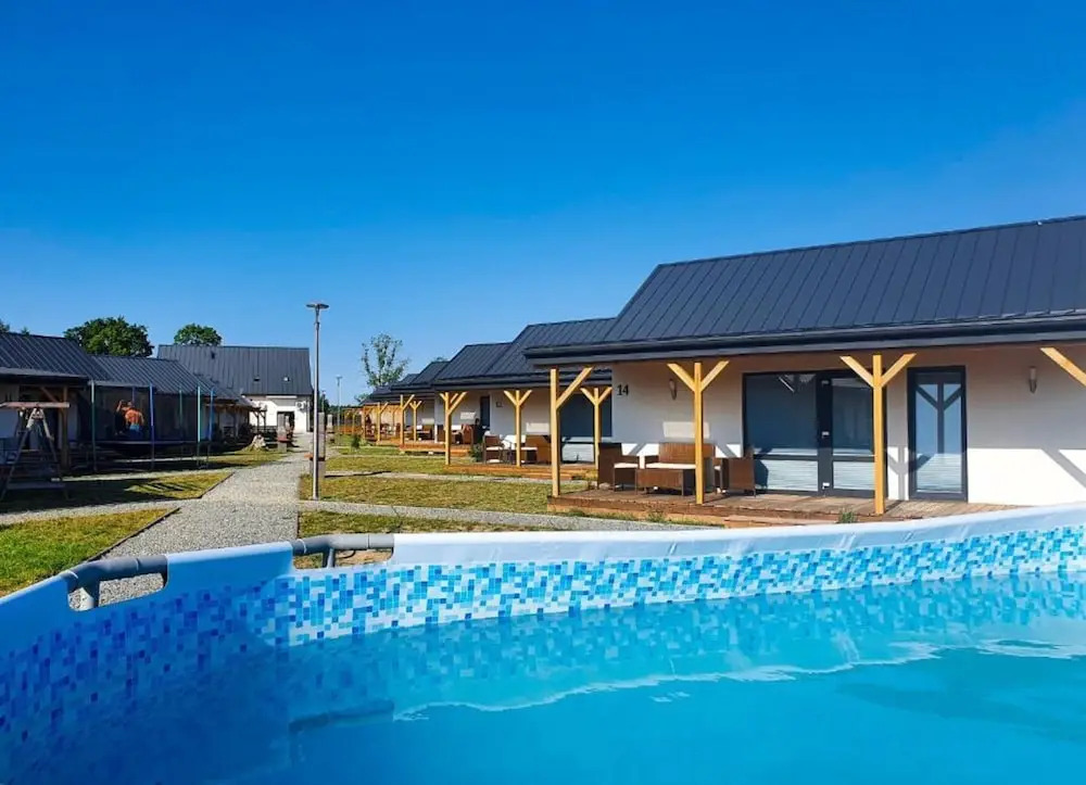 Cottages, 500m to the Lake, Jezierzany