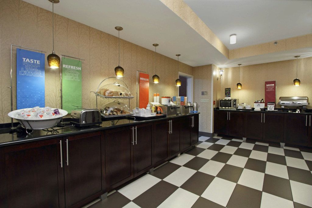 Hampton Inn Columbus - Airport