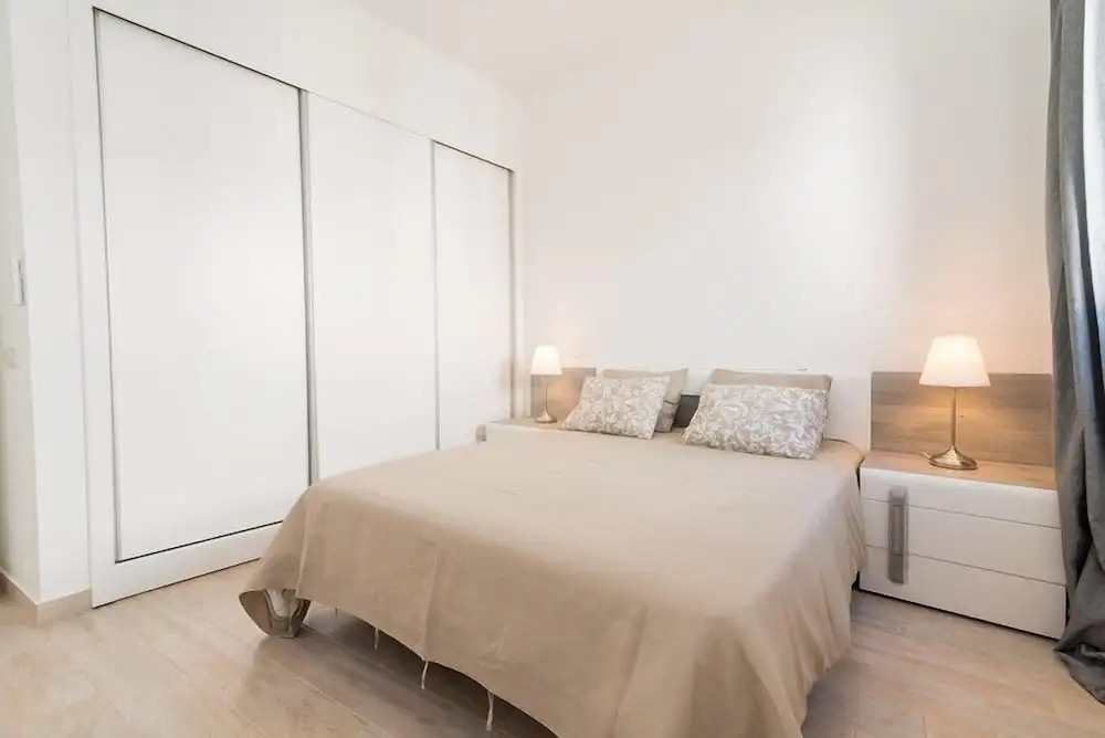 Cozy Fuseta Townhouse With Terrace & Roof Solarium, 5min to Beach